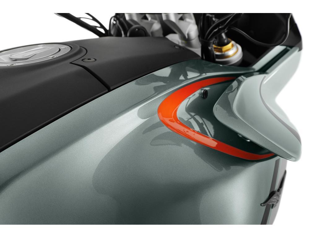 Moto Guzzi V100 MANDELLO S PFF 2025