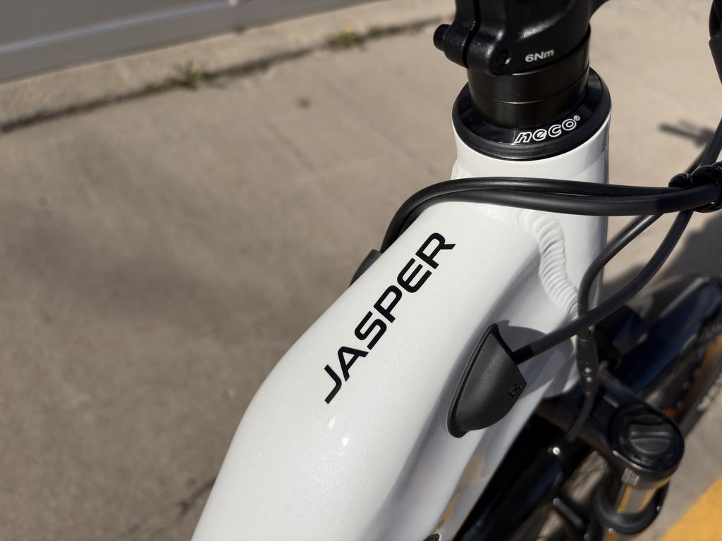 SLANE JASPER SPORT 2025