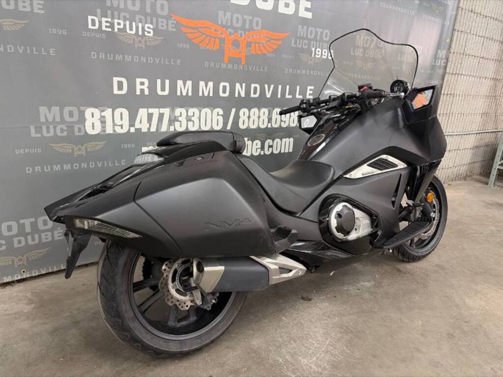 Honda NM4 2017