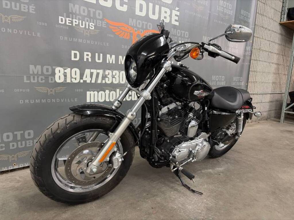 Harley-Davidson XL1200C Sportster 1200 Custom 2015