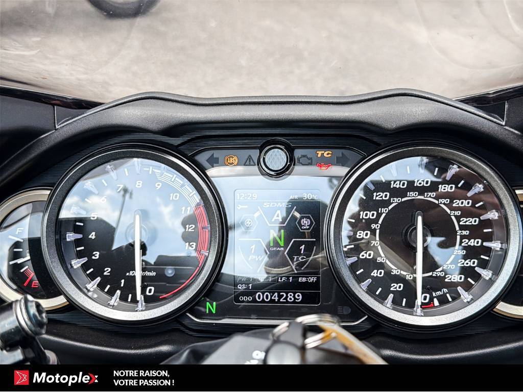 Suzuki Hayabusa GSXR1300RR 2022