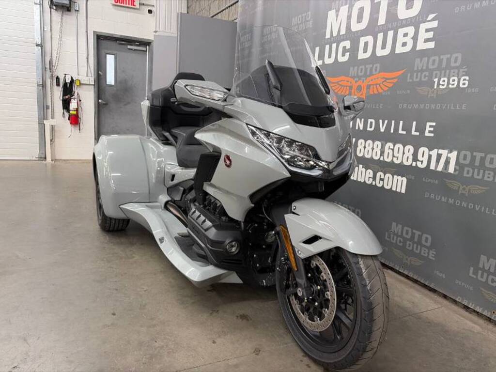 Honda GL1800 Goldwing Tour DCT California Trike 2026