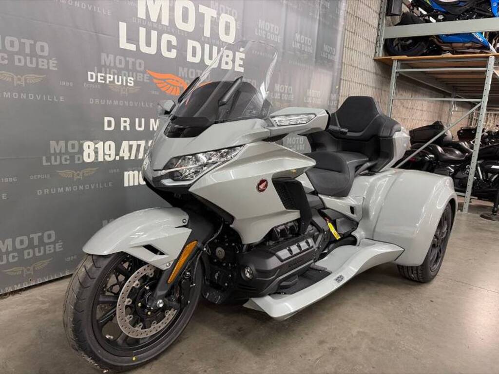 Honda GL1800 Goldwing Tour DCT California Trike 2026