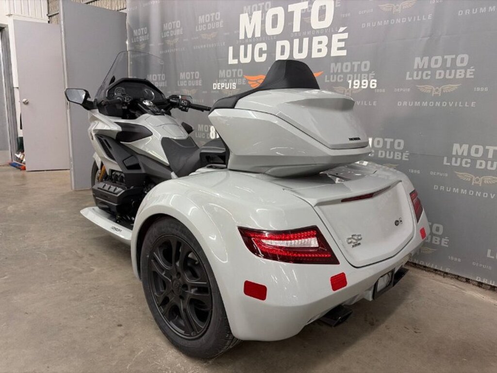Honda GL1800 Goldwing Tour DCT California Trike 2026