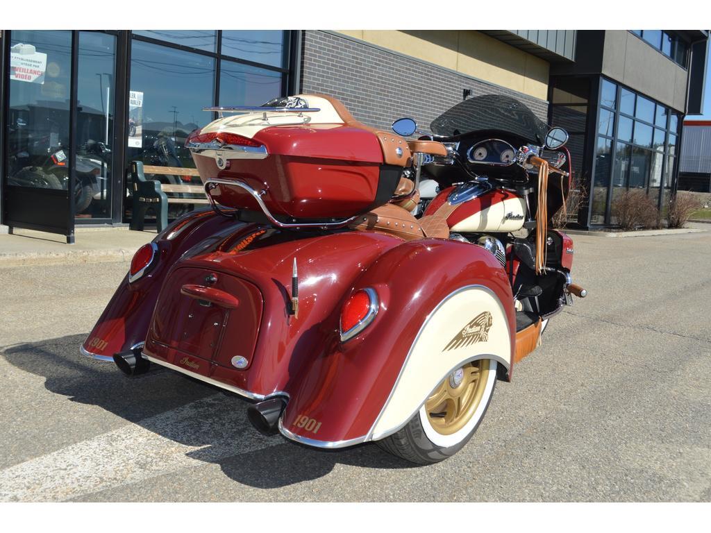 Indian Motorcycles ROAD MASTER 2016