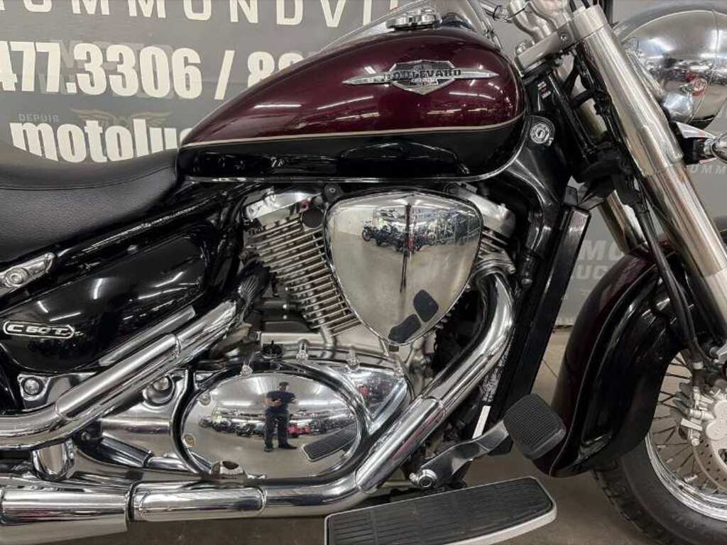 Suzuki Boulevard C50T 2012