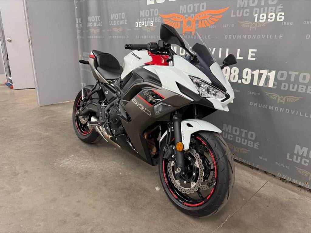 Kawasaki Ninja 650 ABS 2023