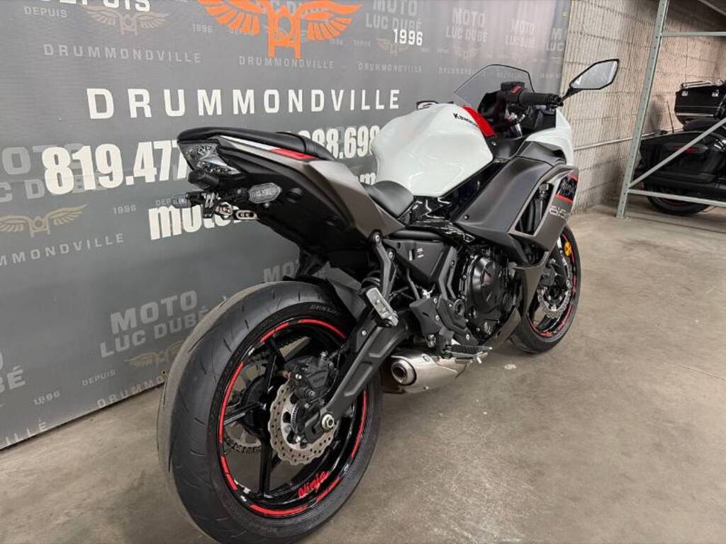 Kawasaki Ninja 650 ABS 2023