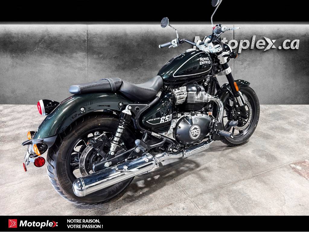 Royal Enfield Super Meteor 650 2024