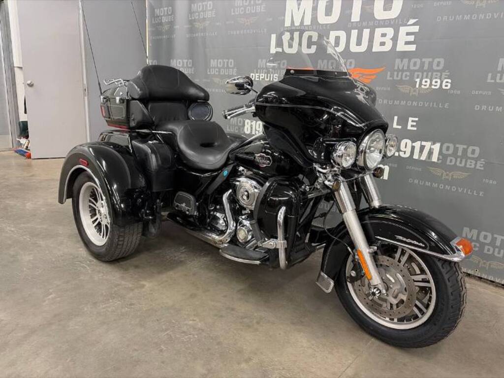 Harley-Davidson FLHTCUTG Tri Glide Ultra 2013