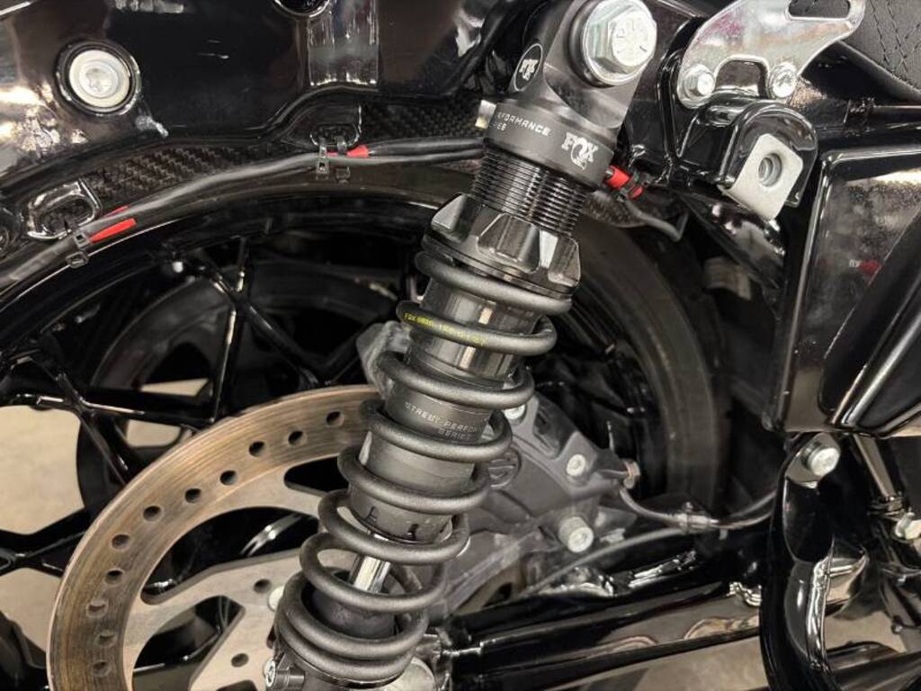 Harley-Davidson FLTRX Road Glide 2025
