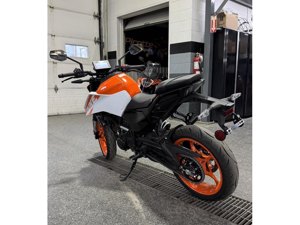 KTM 250 DUKE 2024