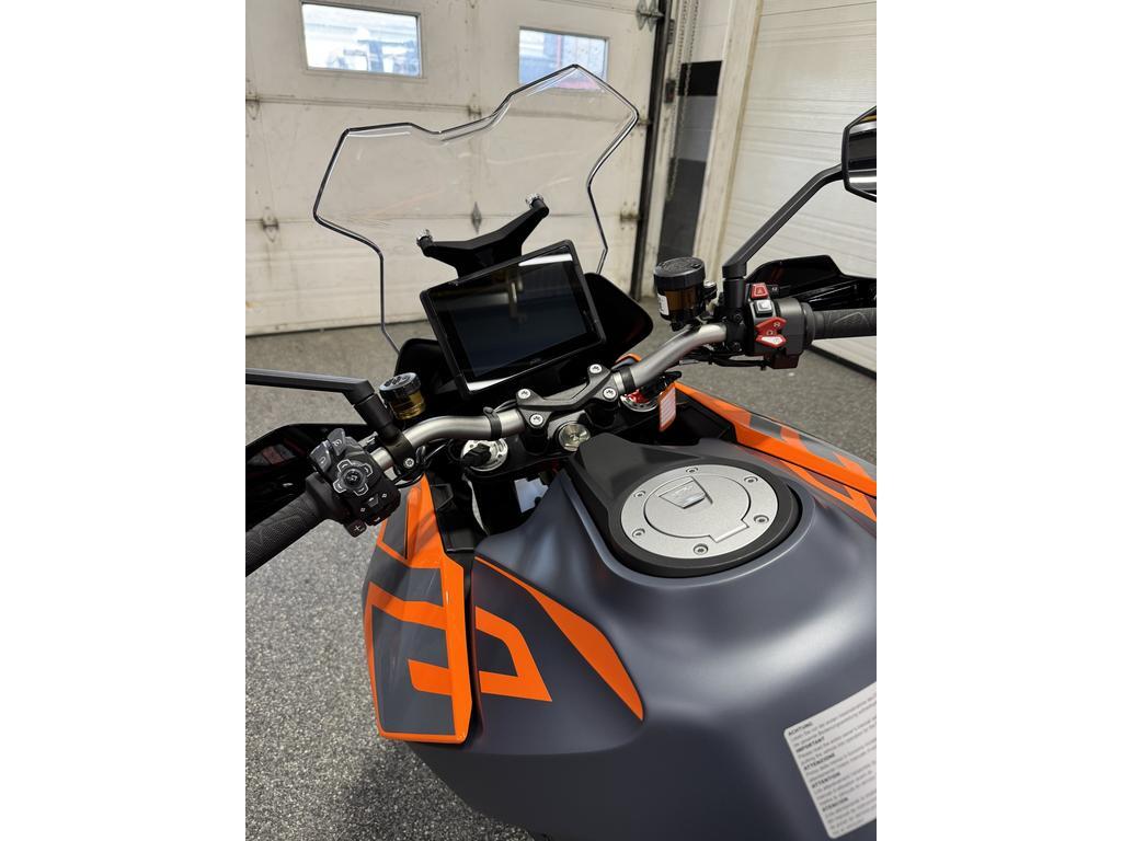 KTM SUPER DUKE GT 2024
