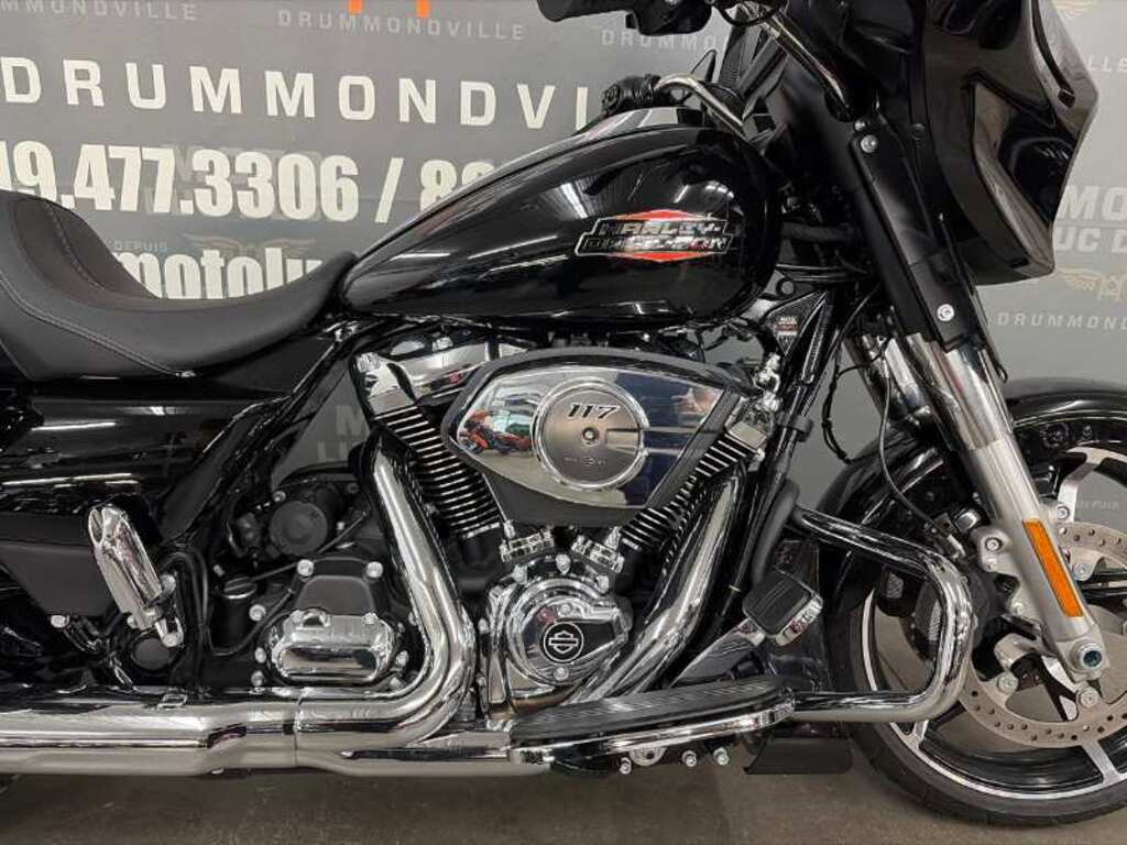 Harley-Davidson FLHX Street Glide 2025