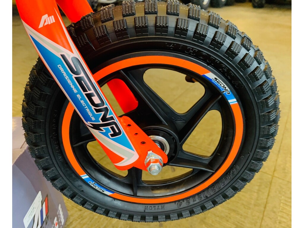 Apollo Motors SEDNA 12 2026