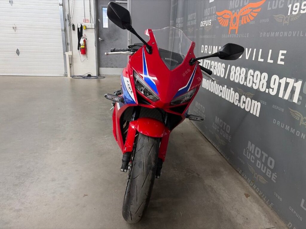 Honda CBR650R E-Clutch 2026