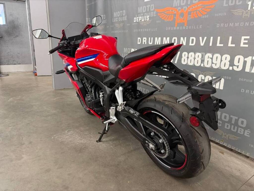 Honda CBR650R E-Clutch 2026