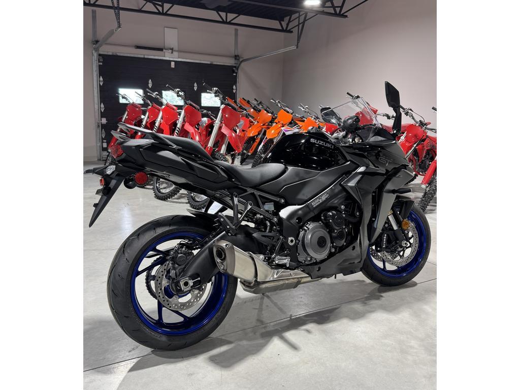 Suzuki GSX-S1000GT 2026