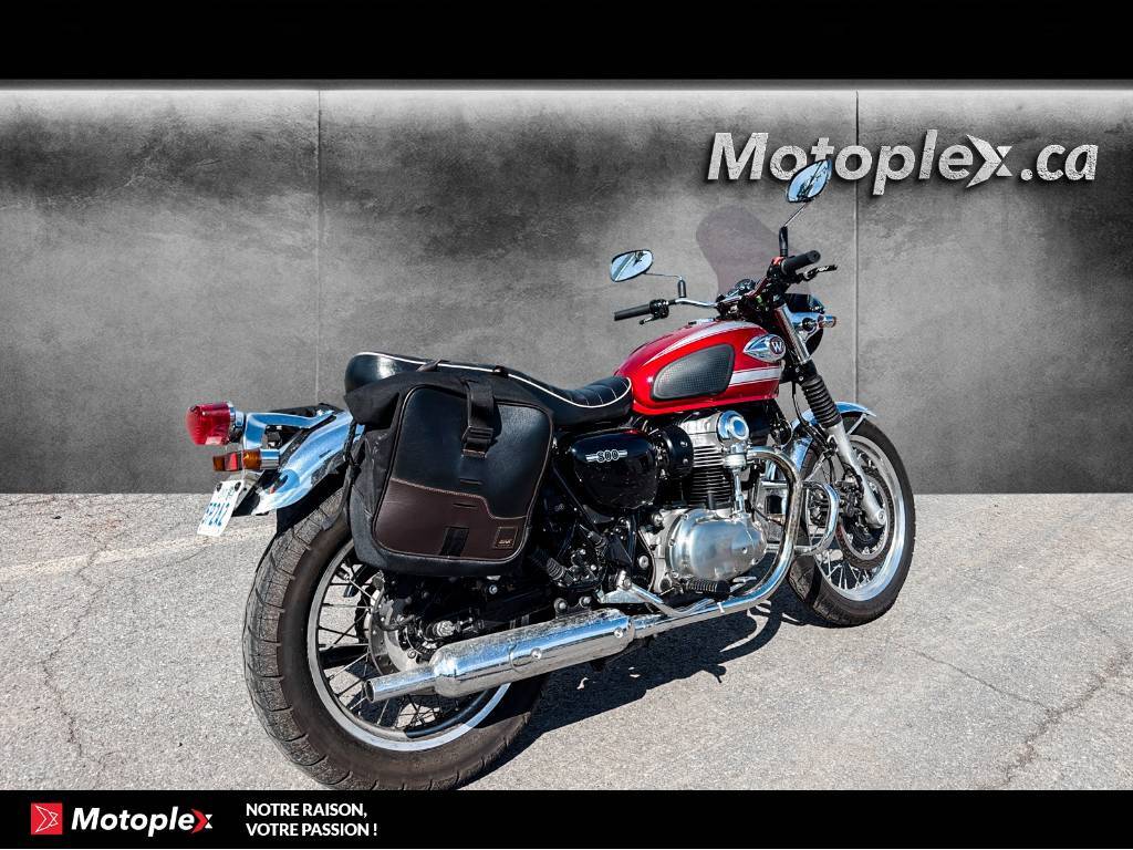 Kawasaki W800 2022