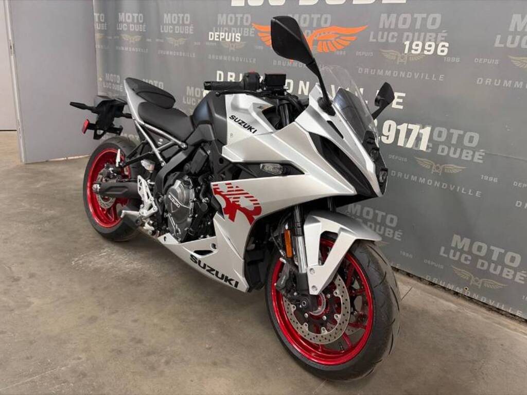 Suzuki GSX-8R 2024