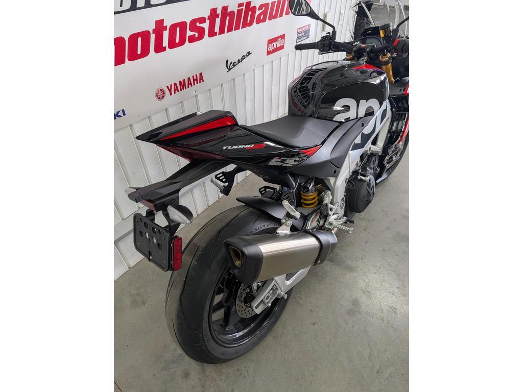 Aprilia Tuono V4 1100 Factory 2023