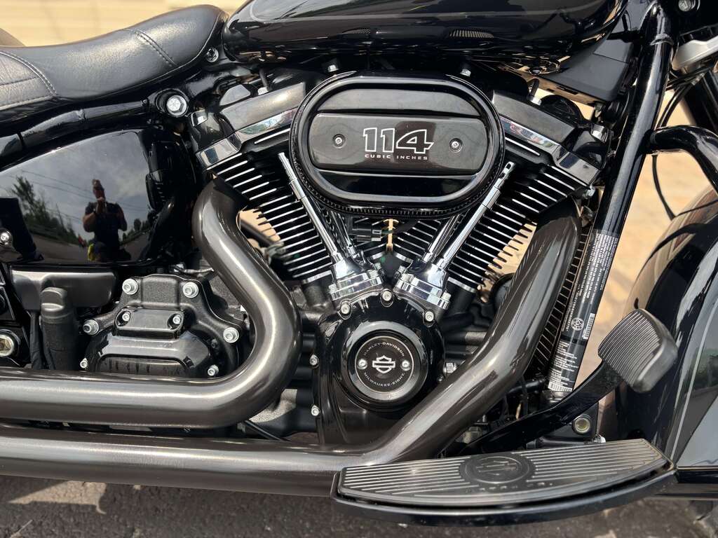 Harley-Davidson FLHCS Heritage Softail Classic 114 2019
