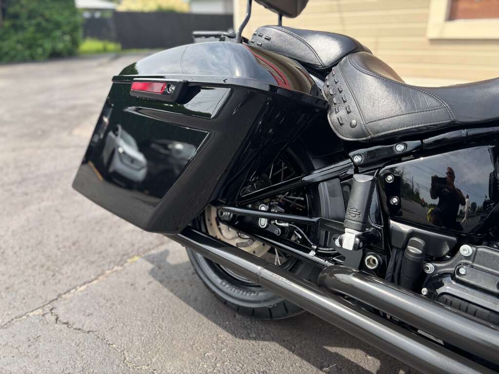 Harley-Davidson FLHCS Heritage Softail Classic 114 2019