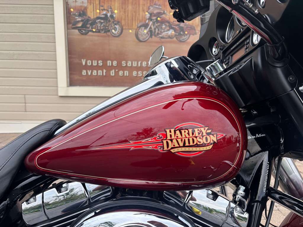 Harley-Davidson FLHTC Electra Glide Classic 2010