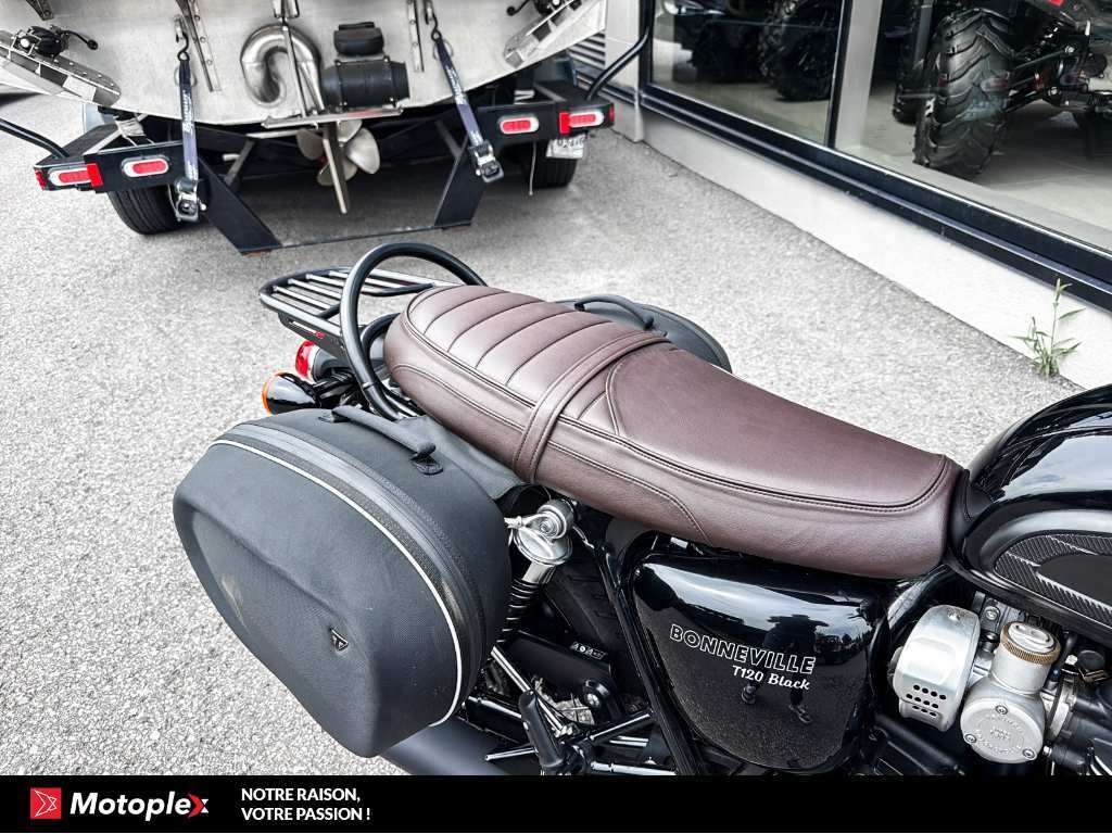 Triumph BONEVILLE T120 BLACK 2023