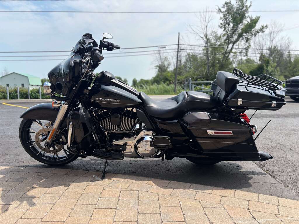 Harley-Davidson FLHTK Ultra Limited 2014