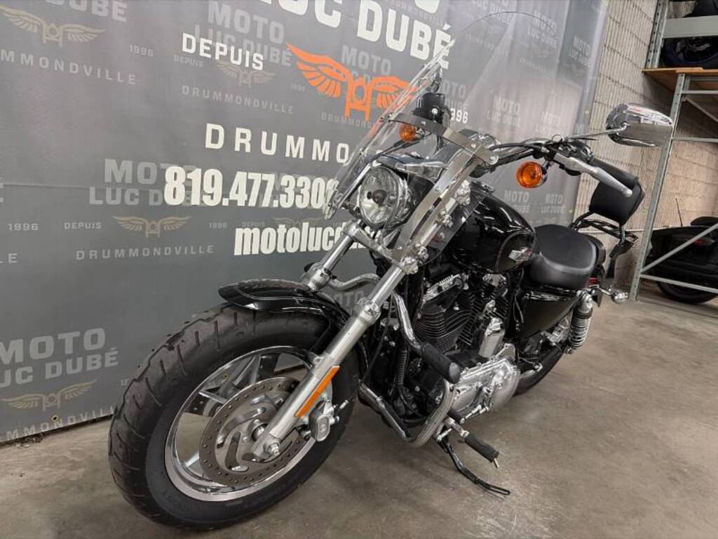 Harley-Davidson XL1200C Sportster 1200 Custom 2016