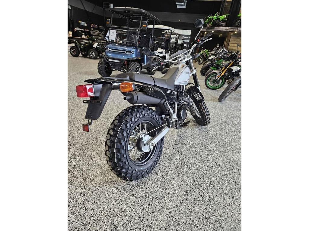 Yamaha TW200 2026