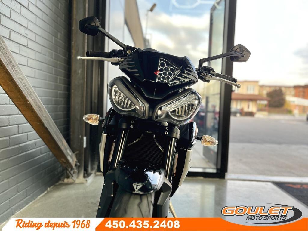 Triumph Street Triple R 2022