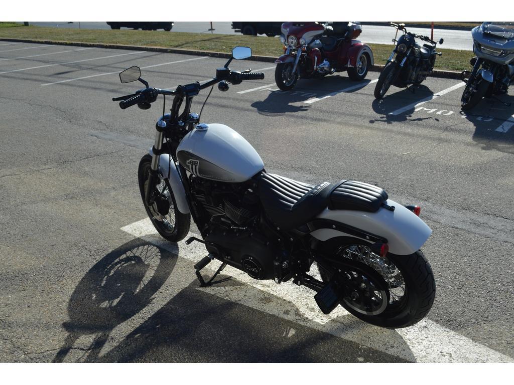Harley-Davidson FXBBS Street Bob 2021