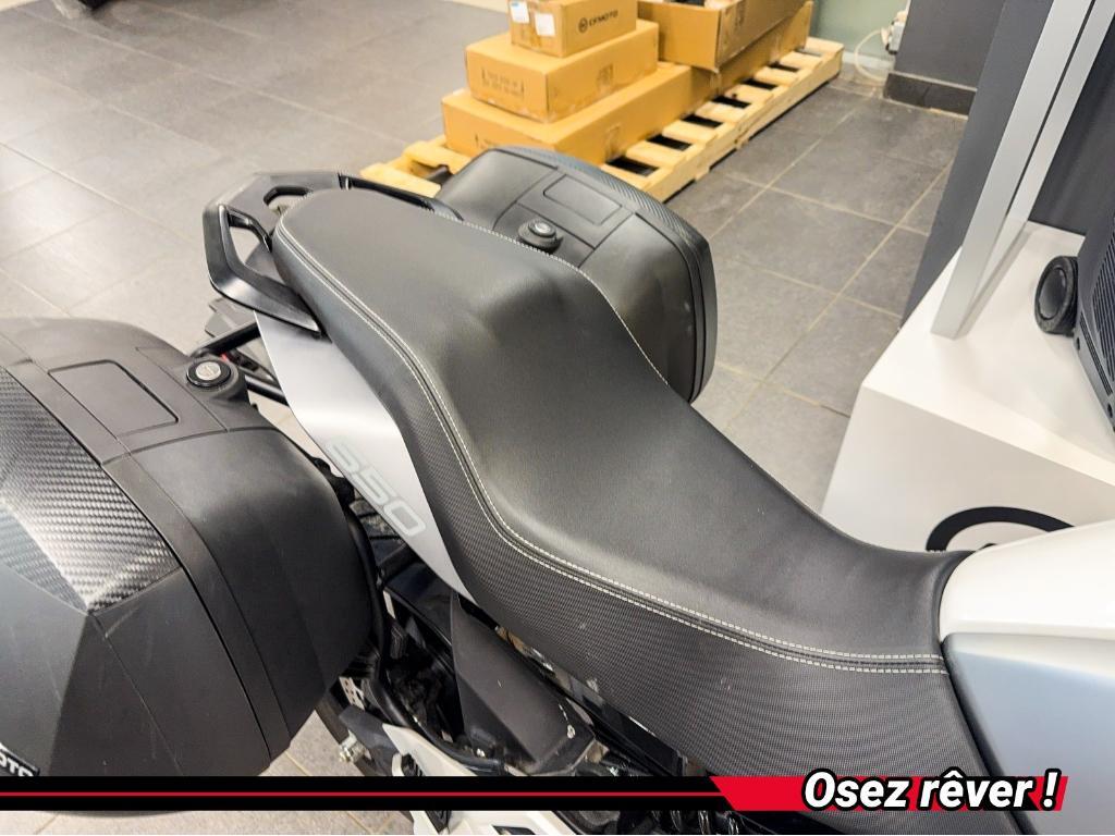 CFMOTO Adventura 650 2023