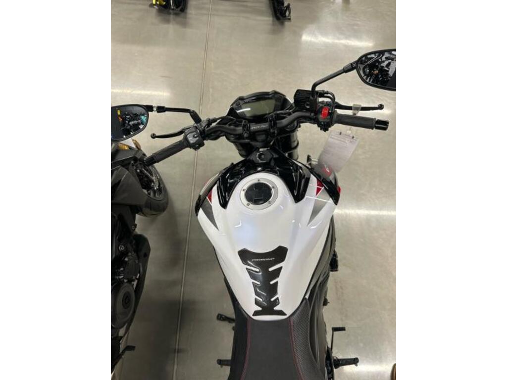 Suzuki GSX S750 NOIR 2020