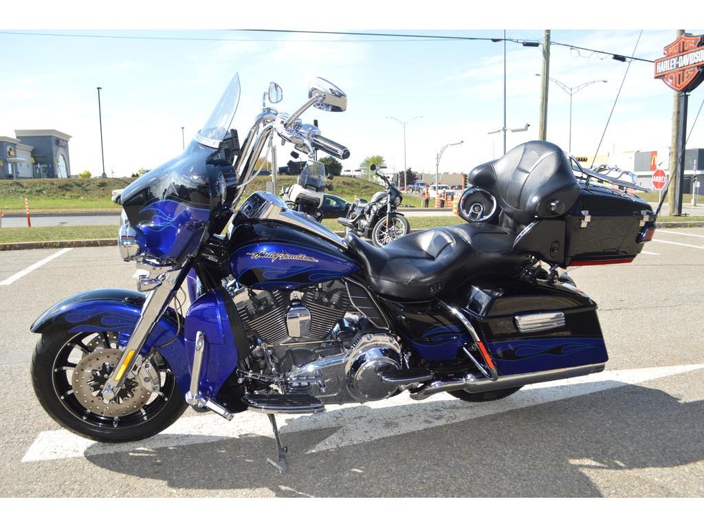 Harley-Davidson FLHTCUSE Screamin Eagle 2011