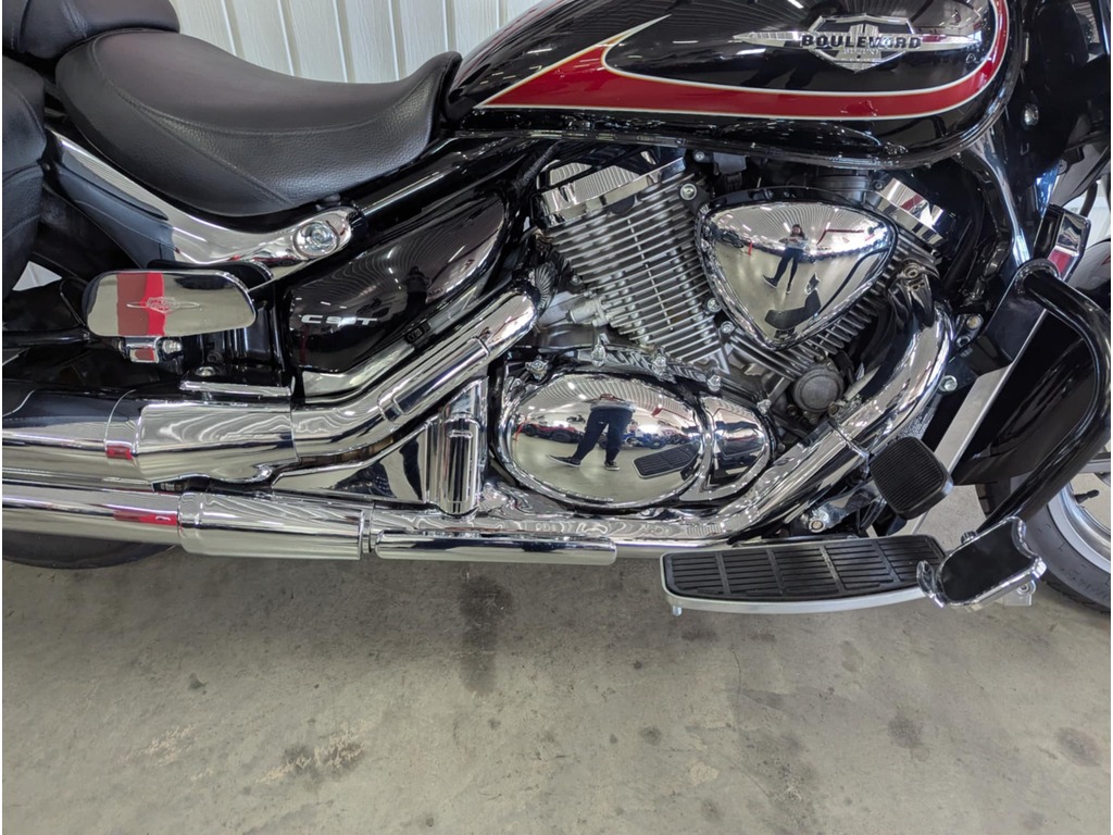 Suzuki Boulevard C90T 2016