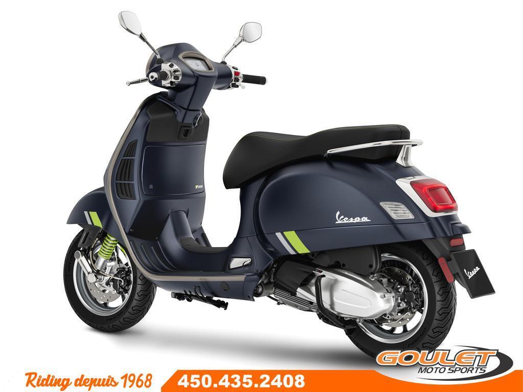 Vespa GTS 300 SUPER TECH 2023