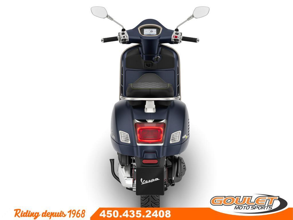 Vespa GTS 300 SUPER TECH 2023