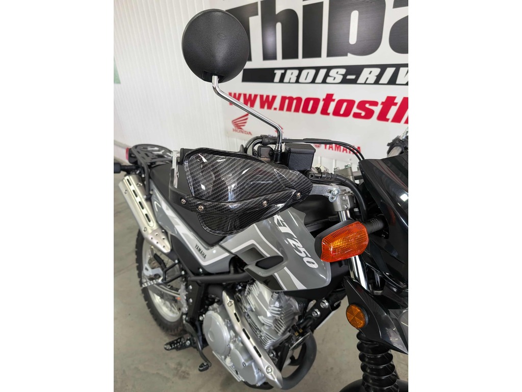Yamaha XT250 2024