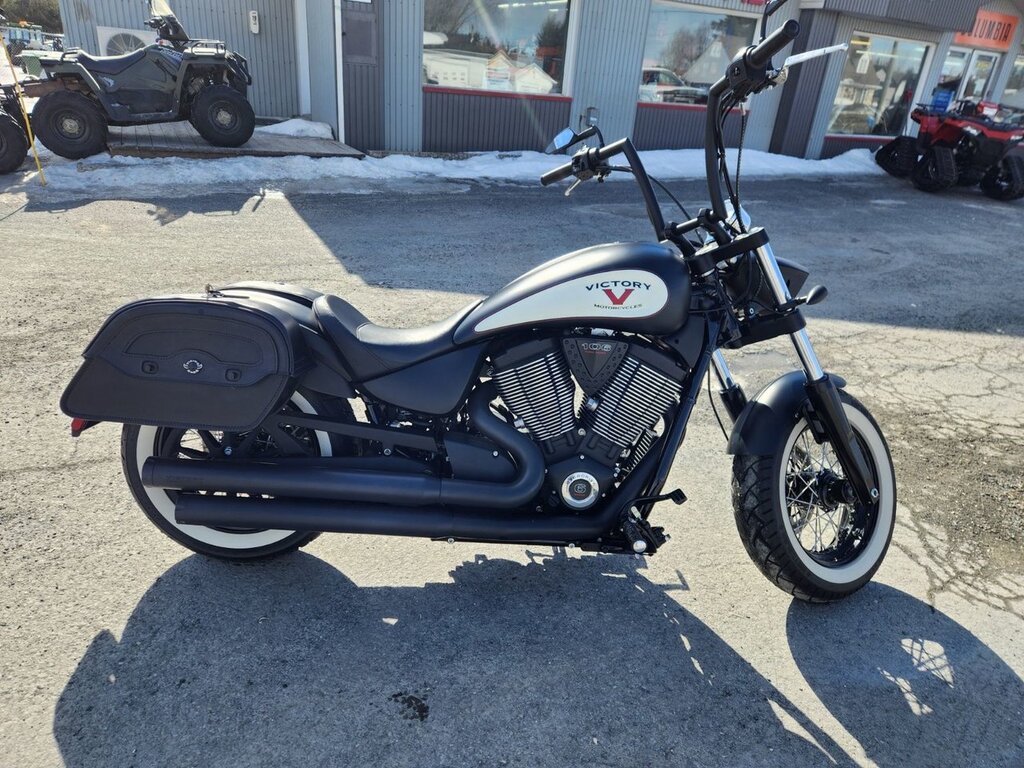 Victory Motorcycles High-Ball 2013