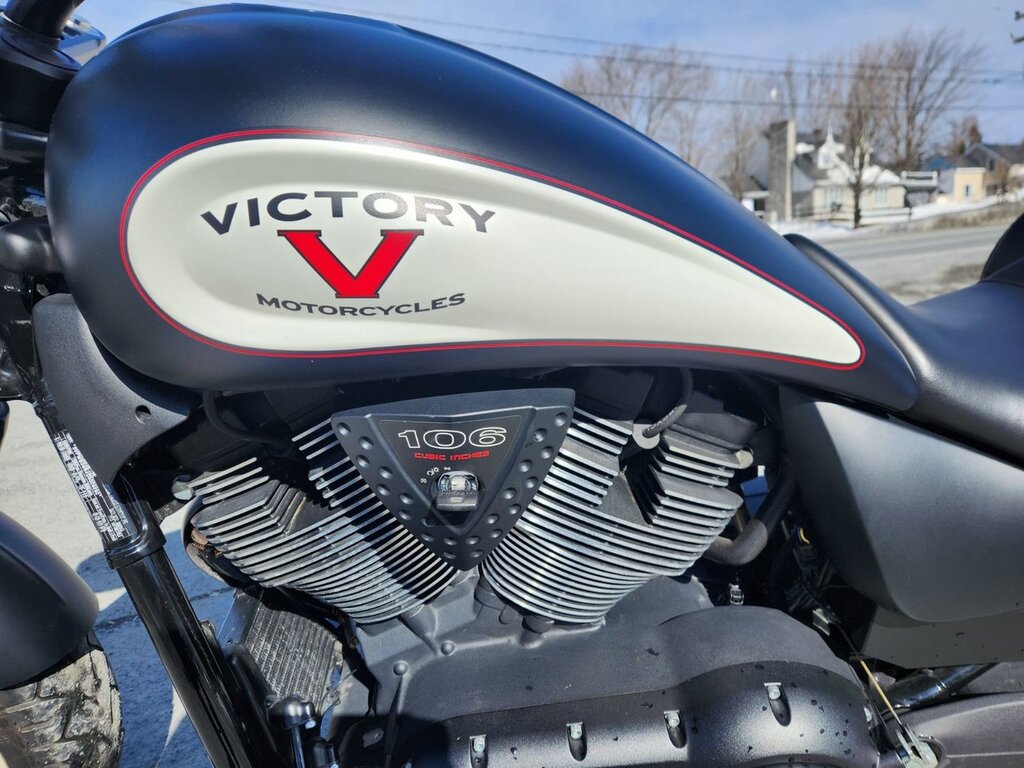 Victory Motorcycles High-Ball 2013