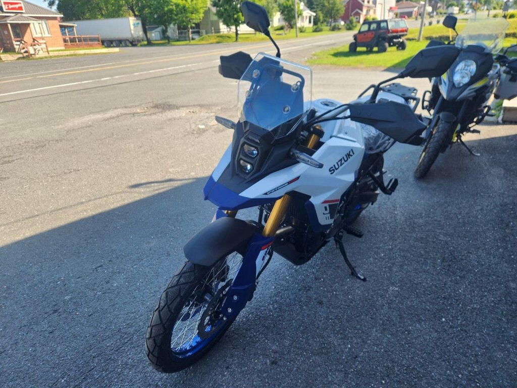 Suzuki V-Strom 800DE 2025