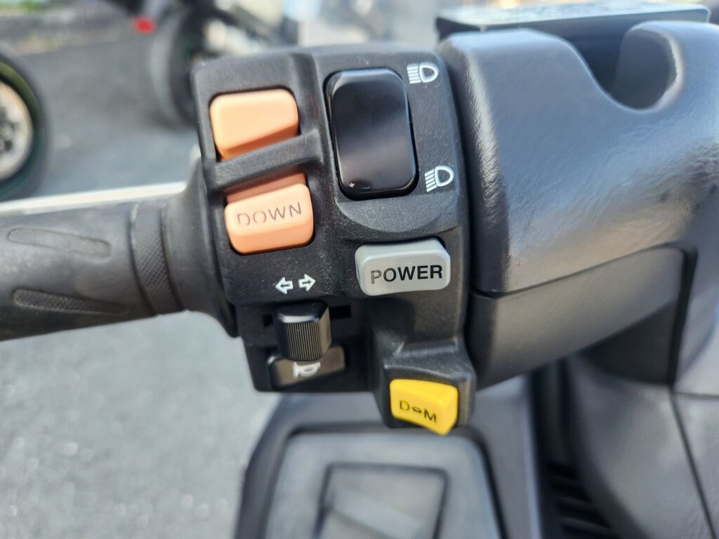 Suzuki Burgman 650 2006