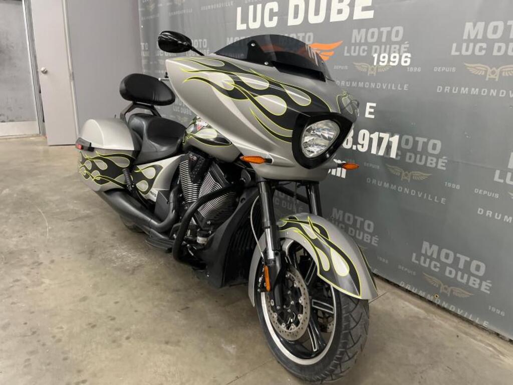 Victory Motorcycles Cross Country 2014