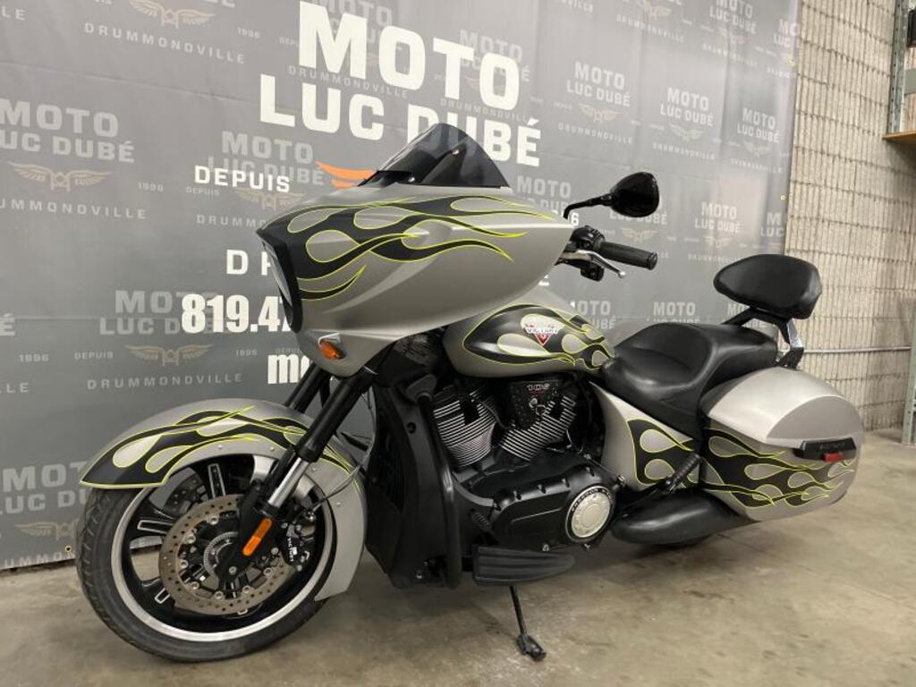 Victory Motorcycles Cross Country 2014