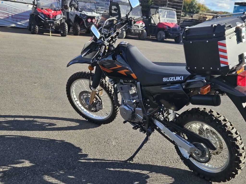 Suzuki DR650SE 2023