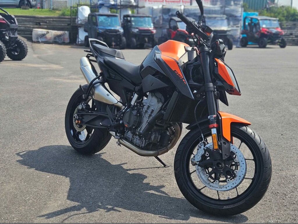 KTM DUKE 890 2022
