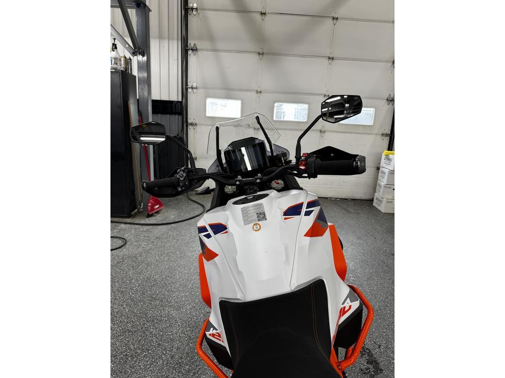 KTM 1290 ADVENTURE R 2024